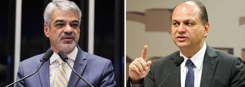 Líder da oposição no Senado, Humberto Costa (PT), rebateu as declarações do ministro da Saúde, Ricardo Barros (PP), sobre a possível retirada de parte da produção de hemoderivados do Estado para levar para o Paraná, reduto eleitoral do ministro; "Estamos diante de um ministro que, além de usar de meias verdades e de soluções ilegais e tecnicamente questionáveis, ainda usa do deboche para dizer que não pretende voltar atrás. Um ministro que, diante de uma questão tão grave para toda uma região, aperta a tecla "virem-se", dá as costas e vai embora", disparou