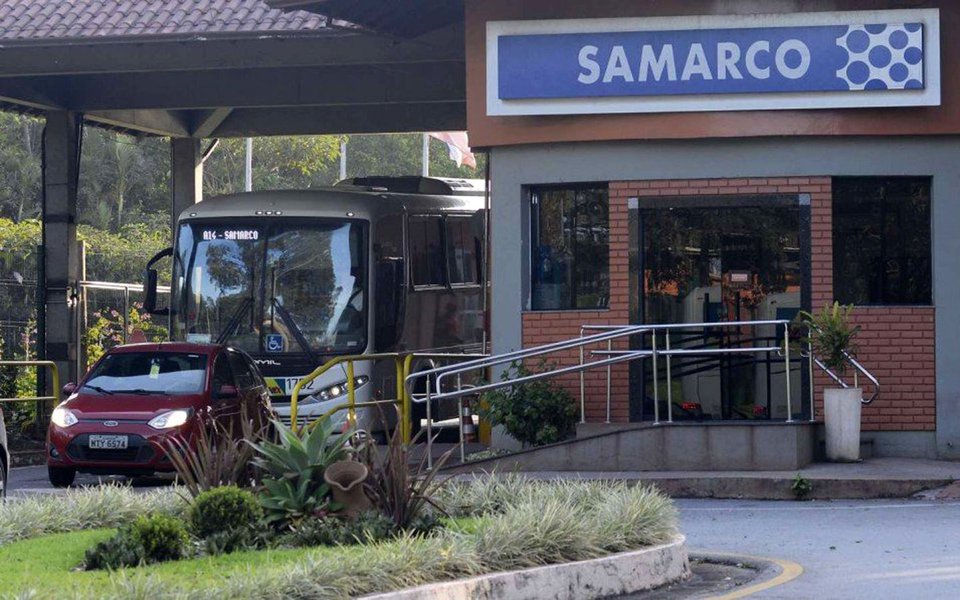 O acordo homologado pelo juiz da 7a. Vara Cível de Belo Horizonte que autoriza a Samarco a pagar 61 milhões de reais à lobista Andrea Cássia Vieira de Souza tem como base um documento que parece falso; leia a íntegra no DCM