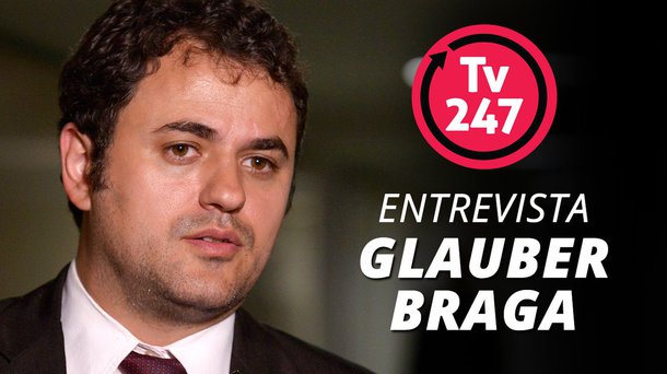 O deputado federal Glauber Braga (PSOL-RJ) fala neste momento à TV 247 sobre a crise no Estado do Rio de Janeiro, o recuo do governo Temer na reforma da previdência, as eleições de 2018, entre outros temas; acompanhe ao vivo