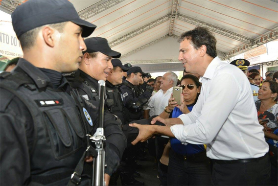 O terceiro município acima de 50 mil habitantes a receber uma base fixa do Batalhão de Policiamento de Rondas e Ações Intensivas (BPRaio) será Maranguape, na Região Metropolitana de Fortaleza. O governador Camilo Santana (PT) participa da solenidade de apresentação neste sábado (18). Serão 37 policiais, 16 motos e uma viatura