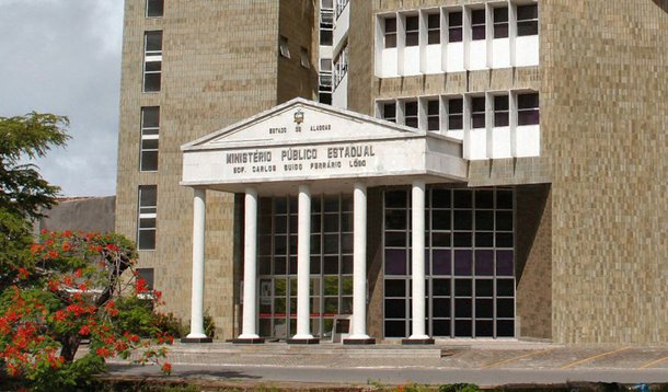 O Ministério Público de Alagoas ingressou com uma ação incidental de exibição de documentos para ter acesso ao relatório que trata da autoria realizada na Assembleia Legislativa de Alagoas (ALE); petição requer ao Judiciário que determine a Fundação Getúlio Vagas (FGV) que forneça ao órgão ministerial o relatório que trata da autoria realizada no Legislativo