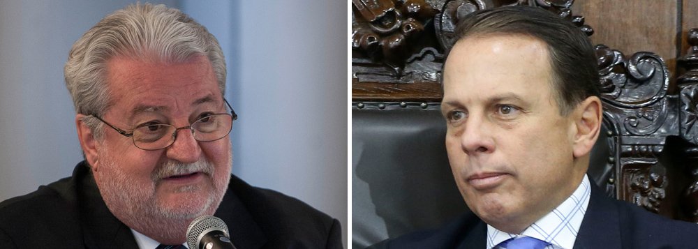 Ex-secretário do Verde e Meio Ambiente de João Doria, Gilberto Natalini (PV) denunciou à Justiça e à Controladoria Geral do Município (CGM) um suposto esquema de certificados de compensação ambiental para o mercado da construção civil na cidade de São Paulo; no ofício endereçado à CGM, Natalini aponta problemas com diretores e técnicos da pasta; "Havia rumores de que atos não republicanos eram realizados por técnicos do SVMA", diz; "Os despachos que eram elaborados pelos diretores das áreas vulneráveis, muitas vezes solicitei que fossem refeitos, pois havia erros grotescos em relação a compensação ambiental"; Natalini foi demitido na semana passada e voltou ao seu cargo de vereador da cidade