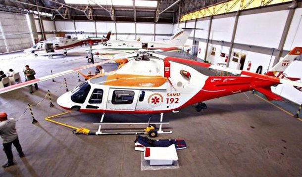 Uma auditoria realizada recentemente pelo Ministério da Saúde mostra que a mudança na padronização visual do helicóptero do Samu (compartilhado com a BM) impede o Estado de receber, anualmente, R$ 462 mil do Governo Federal como incentivo financeiro para custeio de manutenção; do layout vermelho e laranja característico do Samu, restou apenas o logotipo do serviço, que também divide espaço com o brasão da Brigada Militar