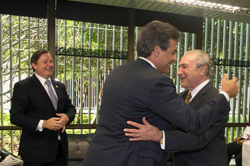 Governador Beto Richa durante encontro com o Vice-Presidente Michel Temer. Brasília, 15/04/2015. Foto: Romério Cunha/Vice-Presidência da República