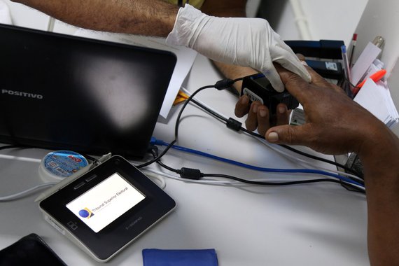 A população de Salvador ganhou mais dois unidades de recadastramento biométrico: nas prefeituras-bairro do Cabula, na Rua Silveira Martins; e na da Barra/Pituba, na Rua Marquês do Monte Santo, no Rio Vermelho; o atendimento é feito em seis guichês em cada uma das unidades, após agendamento prévio que deve ser realizado no site do Tribunal Regional Eleitoral da Bahia