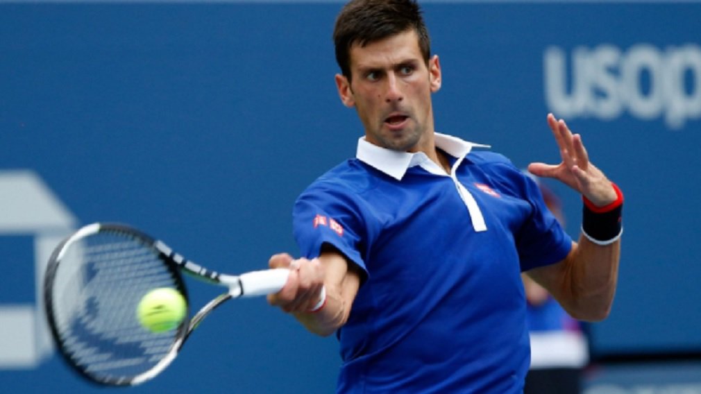O tenista sérvio Novak Djokovic anunciou nesta sexta-feira que encerrou a parceria com sua equipe de treinadores, em uma tentativa de interromper uma sequência de resultados ruins que culminou com a eliminação do Masters de Monte Carlo nas quartas de final no mês passado; dono de 12 títulos de Grand Slam, Djokovic teve uma queda de produção notável desde que venceu Roland Garros em junho do ano passado