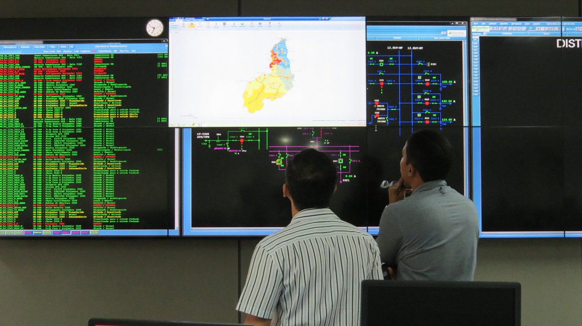 A Eletrobras Distribuição Piauí traçou um plano de contingência para garantir a normalidade e a qualidade do fornecimento de energia elétrica nos próximos dias 5 e 12 de novembro, quando serão feitas as provas do Exame Nacional do Ensino Médio (Enem). O Enem 2017 tem, só no Piauí, quase 150 mil inscritos que farão as provas em 397 pontos de aplicação, sendo 110 deles apenas em Teresina