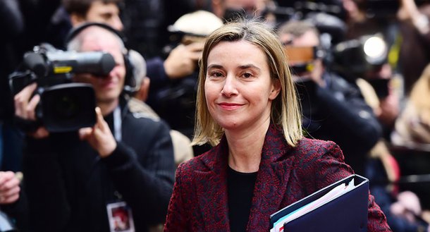 "Vimos que o trabalho em Astana liderado pela Rússia, Turquia e em menor grau pelo Irã levou a pelo menos algumas disposições do cessar-fogo e alguns mecanismos sobre o cessar-fogo, o que nós saudamos. E não só nós, mas também o Conselho de Segurança da ONU", disse Federica Mogherini, Alta Representante da UE para Política Externa e Segurança