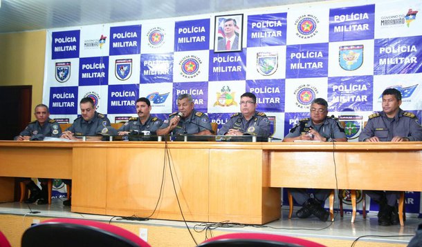 O esquema de segurança para o ‘Carnaval de Todos 2017’ foi apresentado durante coletiva para a imprensa, no auditório do Quartel do Comando Geral da Polícia Militar do Maranhão (PMMA), no Calhau; o comandante geral da PM, coronel José Frederico Pereira, ressaltou que todo o sistema de Segurança Pública está envolvido para oferecer tranquilidade para a população durante o período, sendo empenhados para isso mais de 1500 homens no policiamento ostensivo da região metropolitana