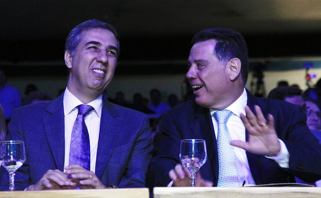 Nomeado coordenador do programa Goiás na Frente, o vice-governador José Eliton destacou durante apresentação dos investimentos que Goiás inicia novo “ciclo virtuoso” de desenvolvimento; acrescentou que para chegar a este momento foi uma “longa travessia” e que o governador Marconi Perillo é “um líder que tem capacidade de enxergar além da obviedade”