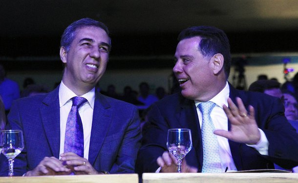 Nomeado coordenador do programa Goiás na Frente, o vice-governador José Eliton destacou durante apresentação dos investimentos que Goiás inicia novo “ciclo virtuoso” de desenvolvimento; acrescentou que para chegar a este momento foi uma “longa travessia” e que o governador Marconi Perillo é “um líder que tem capacidade de enxergar além da obviedade”