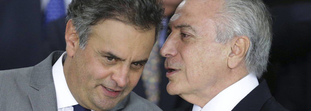 O senador Aécio Neves (PSDB-MG) tem uma reunião com Michel Temer e pedirá que o peemedebista encontre uma saída para evitar que a Companhia Energética de Minas Gerais (Cemig) não perca a concessão de quatro usinas hidrelétricas; o governo federal quer leiloar as usinas de São Simão, Jaguara, Miranda e Volta Grande em setembro e, como consequência, arrecadar cerca de R$ 11 bilhões; a privatização de empresas dos setores de água e energia é uma contrapartida exigida pela gestão Temer para a renegociação das dívidas com os estados