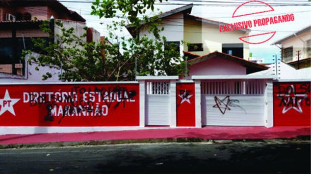 A nova sede do Diretório Estadual do PT no Maranhão foi pichada na madrugada desta quarta; a sede, que ainda nem foi inaugurada ,teve as paredes pichadas com as frases: “BOLSOMITO 666, com um Pênis desenhado abaixo e “ BOLSONATTO”, com um Pentagrama (Símbolo do diabo) ao lado