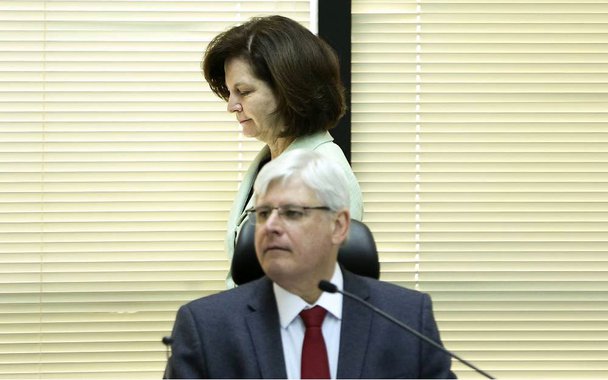 O procurador Ângelo Goulart Vilela, à Folha, revela que Rodrigo Janot chamava sua sucessora — Rachel Dodge — de “Bruxa” em conversas reservadas