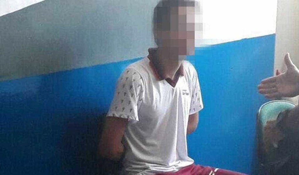 O adolescente de 14 anos que disparou em plena aula nos colegas de classe no colégio Goyases, em Goiânia, matando dois e deixando quatro feridos, usava um perfil no Skype com o codinome Adolf e tentava convencer os amigos da mesma idade que o nazismo havia sido positivo para a humanidade