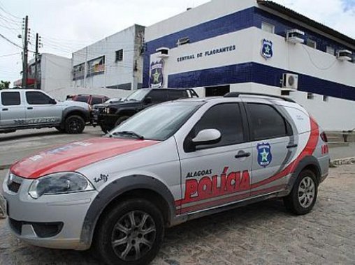 O plano operacional elaborado pelo delegado-geral da Polícia Civil, Paulo Cerqueira, teve início nesta sexta-feira (14) e termina no domingo de Páscoa (16). Durante este período, serão mobilizados 1.249 policiais civis, entre delegados, escrivães e agentes de polícia
