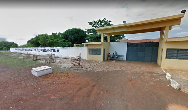 A Secretaria de Justiça do Piauí (Sejus) divulgou o número de presos que foram recapturados após duas fugas na Penitenciária Regional Luiz Gonzaga Rebelo, em Esperantina; até o momento 41 presos foram recapturados e 44 continuam foragidos; a primeira fuga ocorreu no dia 6 de outubro, após rebelião, 75 detentos conseguiram fugir; no domingo (8), mais 10 presos fugiram do pavilhão C da penitenciária; relatos publicados no Piauí Hoje