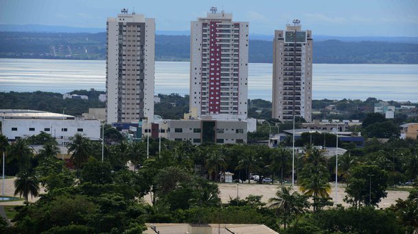 Contribuinte tem até esta segunda-feira, 17, para efetuar o pagamento com desconto à vista ou pagamento da primeira parcela do Imposto Territorial Urbano; ao optar pelo pagamento à vista, o cidadão terá 20% de descontos, que pode ser acrescido de mais 10% de desconto, caso o contribuinte esteja com todos os tributos quitados, perfazendo até 30% de descontos