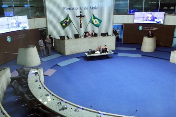 A votação em segundo turno da proposta de emenda constitucional (PEC) que prevê a extinção do Tribunal de Contas dos Municípios do Estado do Ceará (TCM) será realizada em sessão extraordinária nesta terça (8), na Assembleia Legislativa. Caso seja aprovada em segundo turno, ela será promulgada pela Mesa Diretora da Assembleia, e na sequência será publicada no Diário Oficial do Estado