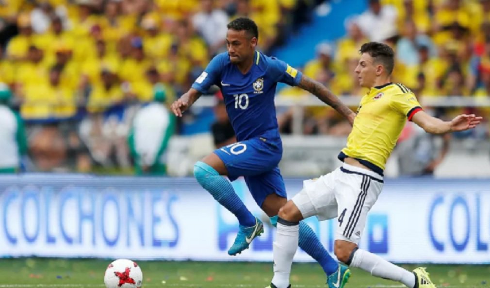 A França será uma das cabeças de chave no sorteio da Copa do Mundo da Rússia, após subir para a sétima posição do ranking da Fifa publicado nesta segunda-feira; atualmente as sete principais seleções são Alemanha, Brasil, Portugal, Argentina, Bélgica, Polônia e França – todas entre as 23 que já garantiram vaga no torneio