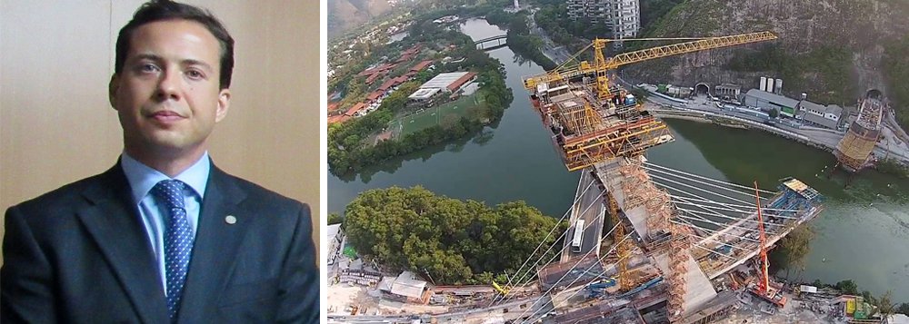 
Ao citar as obras da Linha 4 do metrô, Jonas Lopes Neto, filho do ex-presidente do TCE-RJ Jonas Lopes de Carvalho Júnior, afirmou em delação premiada que o pagamento da propina a conselheiros do tribunal, presos pela PF, estava sempre em dia, enquanto faltava dinheiro para as obras, que ficaram atrasadas; segundo ele, o dinheiro veio das empreiteiras que construíram o metrô; delator citou as quantias que ele diz ter pego; a maior veio da Odebrecht (R$ 1 milhão, em 4 parcelas); em outra delação, o Tribunal de Contas do Município (TCM) também foi acusado de receber pagamento ilegais para ser menos rigoroso na fiscalização de obras públicas
