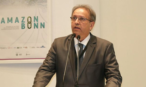O governador do Tocantins, Marcelo Miranda, afirmou, durante participação na 23ª COP 23, na Alemanha, que o estado está pronto para apresentar os projetos para captar recursos na ordem de R$ 500 milhões que serão aportados pelos governos da Alemanha, do Reino Unido e da Noruega no Fundo Amazônia, para financiar projetos que ajudem a combater os efeitos das mudanças climáticas; o esforço extra ao caixa do Brasil ocorre em consequência da redução da taxa de desmatamento da Floresta Amazônica em 16%, de acordo com dados do Inpe, órgão vinculado ao Ministério de Ciência e Tecnologia