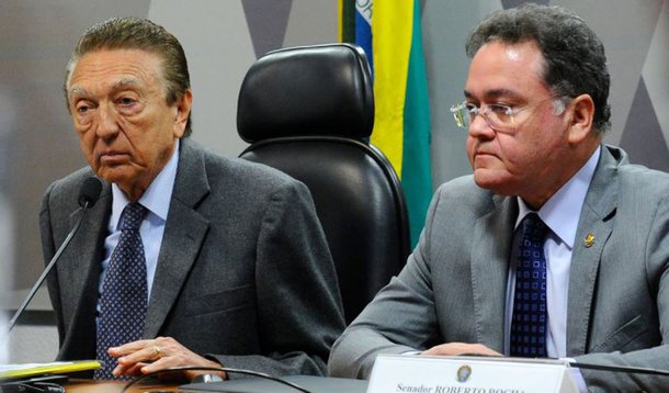 Os senadores Edison Lobão (PMDB e Roberto Rocha (PMSDB) usaram as redes sociais para tentar se explicar publicamente sobre a manobra de utilizarem para si metade dos R$ 160 milhões das emendas impositivas; é que anteriormente eles haviam firmado acordo com uma entidade ligada aos prefeitos garantindo que iriam priorizar projetos dos municípios 