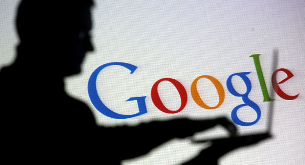 O parlamentar russo Andrey Svintsov comentou a declaração do diretor-executivo da empresa Alphabet, Eric Schmidt, sobre o atual processo de diminuir a propagação do canal RT e da agência Sputnik na busca do Google.News