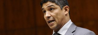 Os Desembargadores do Órgão Especial (OE) do TJRS mantiveram a cassação e negaram os pedidos do ex-deputado Mário Jardel para que o processo administrativo disciplinar contra ele fosse anulado; o ex-deputado requereu nulidade de todos os atos já formulados no ano passado quando do andamento do processo de cassação; entre eles, a anulação do Processo Administrativo Disciplinar (PAD), o direito ao interrogatório, entre outros