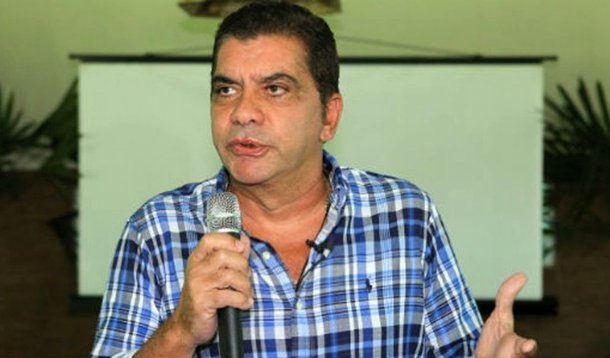 O prefeito de Palmas, Carlos Amastha (PSB), assumirá no dia 10 de janeiro a presidência da Frente Nacional de Prefeitos (FNP), da qual é o primeiro vice-presidente. O chefe do executivo local prepara uma agenda intensa pelo País, inclusive, reuniões com os maiores empresários brasileiros, entre outras iniciativas
