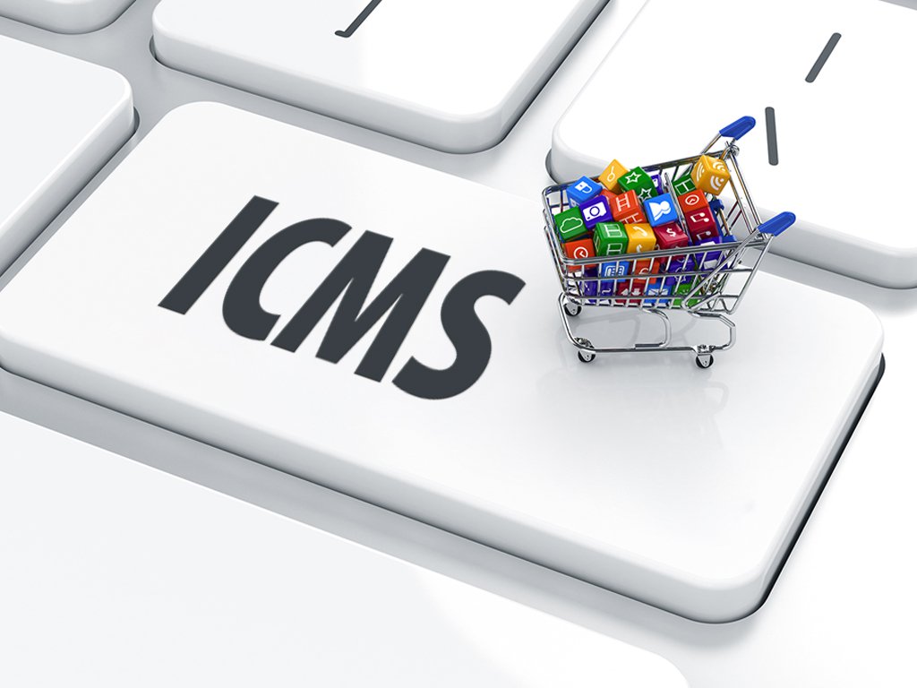 Justiça de São Paulo abre ação criminal contra 12 fiscais da Secretaria da Fazenda estadual por cobrança de propina em troca de reduções de cobrança no Imposto sobre Circulação de Mercadorias e Serviços (ICMS); De acordo com a Justiça paulista, os fiscais receberam cerca de R$ 17 milhões de propina entre 2006 e 2013