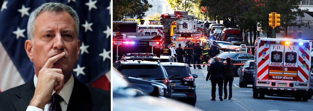 O prefeito de Nova York, Bill de Blasio, confirmou pelo menos oito mortes após um caminhão invadir uma ciclovia perto do memorial do World Trade Center, em Manhattan, ao sul de Nova York; o prefeito nova-iorquino classificou o atropelamento como um "ato de terrorismo"