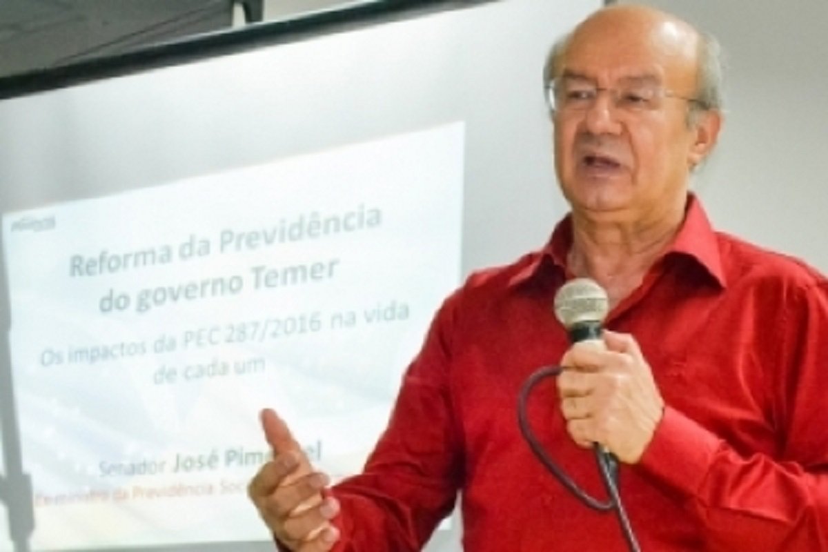 O senador José Pimentel deverá participar de debates nos municípios de Varjota, Sobral e Itapipoca, abordando o tema "O Desmonte da Previdência Social, os Impactos na Vida das Pessoas e na Economia Local". O objetivo é mostrar o que muda nas atuais regras do sistema previdenciário com a PEC 287/2016 e os prejuízos que a proposta traz para os trabalhadores urbanos e rurais