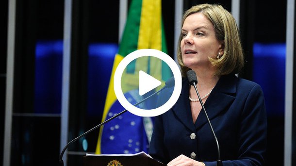 Senadora Gleisi Hoffmann (PT-PR) disse que o ex-presidente Lula é “vítima de perseguição sistemática no plano judicial” para impedir que dispute presidência da República; segundo a parlamentar, os responsáveis da Lava Jato estariam “lucrando” em palestras para detalhar as acusações contra o petista; Gleisi afirmou ainda que as denúncias do MP de que Lula seria dono de um tripléx no Guarujá são infundadas; "Como eles provam isso? Não provam, porque não há prova. Não há prova de que o presidente recebeu esse apartamento. Não há escritura, não há absolutamente nada"; ao apresentar a  denúncia contra Lula, no ano passado, um dos procuradores, Henrique Pozzobon, admitiu não existir "prova cabal" de que o petista é "proprietário no papel" do tripléx