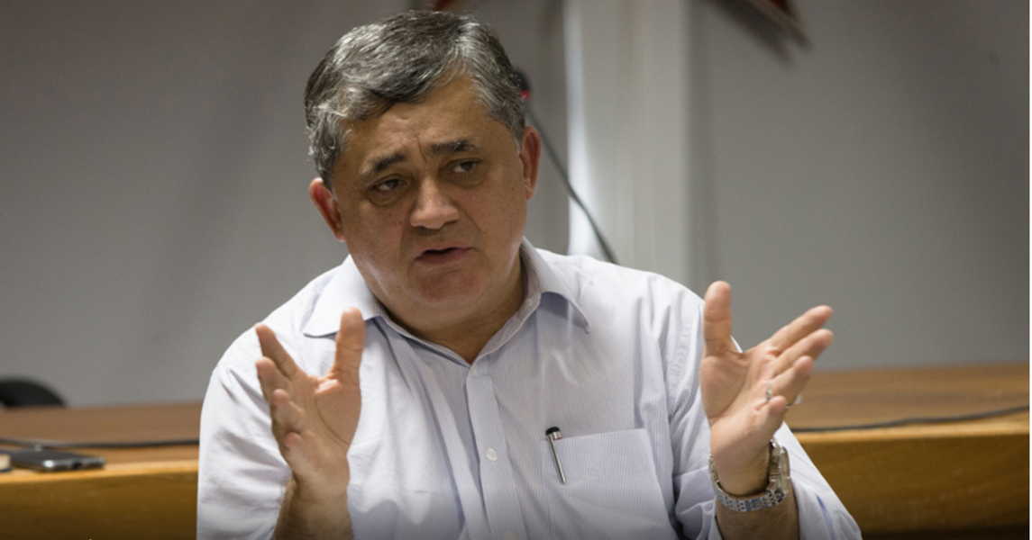 Segundo o deputado federal José Guimarães, o objetivo do encontro é retomar o diálogo entre a Direção Nacional e os prefeitos e prefeitas; discutir os desafios das novas gestões no momento pós-golpe, o impacto da crise e a defesa do pacto federativo. O evento está marcado para o próximo dia 27, no hotel Amuarama, em Fortaleza