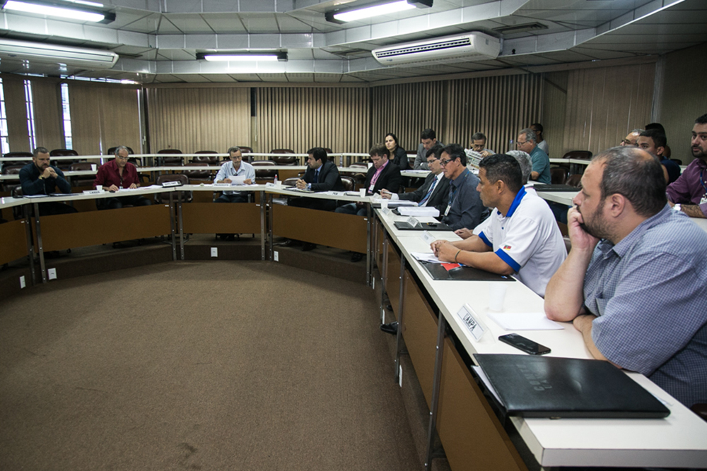 28/03/2017 - PORTO ALEGRE, RS - Votação realizada com conselheiros do Comtu decide pelo aumento da tarifa. Foto: Maia Rubim/Sul21