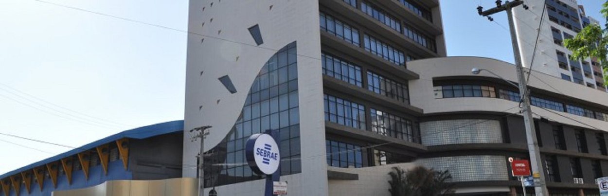 O Sebrae realiza nesta quinta-feira (26/10) em Fortaleza, o primeiro Encontro de Negócios do Comércio Brasil na região Nordeste. O evento irá reunir empresas compradoras e fornecedoras nas áreas de alimentos e bebidas, moda, cosméticos e saneantes, tecnologia da informação e turismo dos estados do Ceará, Alagoas, Maranhão, Pernambuco e Rio Grande do Norte. Ao todo participarão 24 empresas compradoras, sendo 15 do Ceará e 65 empresas vendedores, sendo 34 empresas cearenses