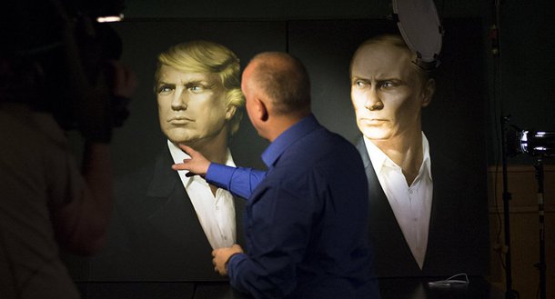 Além do consulado, também serão fechados dois anexos em Washington e Nova York; foi concedido o prazo máximo de dois dias para que a medida fosse cumprida pelo Kremlin; ainda segundo o governo dos EUA, nenhum diplomata russo será expulso do país neste momento e o Kremlin realoca-los em outras posições dentro do território estadunidense, se assim quiser