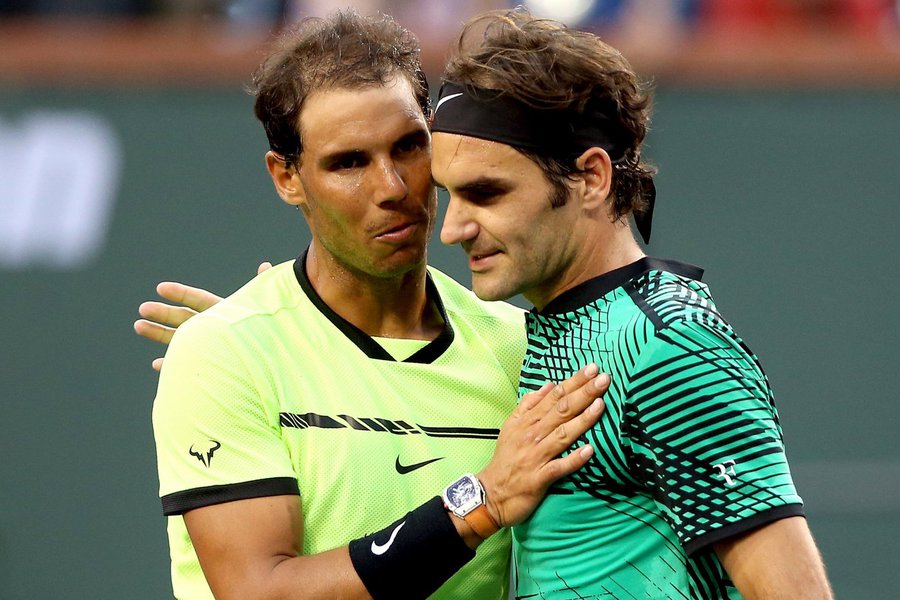 Roger Federer continuou sua recente supremacia contra Rafael Nadal, ao superar seu rival por parciais 6 x 3 e 6 x 4 na final do Aberto de Miami, neste domingo; Federer, insuperável neste ano após voltar de uma lesão que o afastou das quadras por seis meses, quebrou o serviço de Nadal uma vez por set e conseguiu sua quarta vitória consecutiva sobre o espanhol