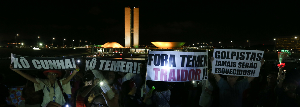 Brasília- DF 27-04-2016 Manifestação contra Temer, Cunha e impeachment em frente ao congresso. Foto Lula Marques/Agência PT