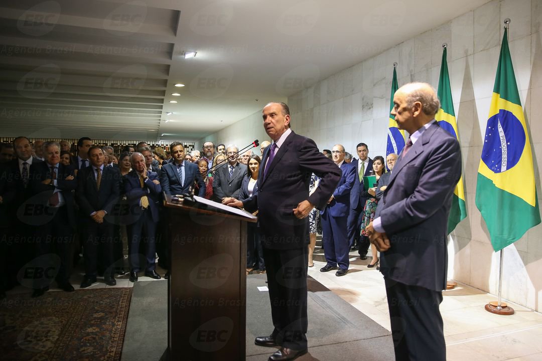 Segundo o arranjo político criado por Michel Temer, que destinou o MRE para a esfera de influência do PSDB, não existe qualquer alternativa senão homens, brancos, em sua maior parte do Centro-Sul, citados na Lava-Jato e – pelo visto – misóginos