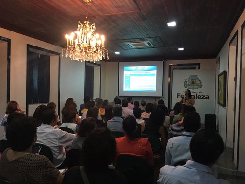 A Prefeitura de Fortaleza lançou hoje (27), dois Apps que possibilitam aos consumidores verificar quanto as suas atividades emitem de Gases do Efeito Estufa para a atmosfera e consomem ou poluem as águas. Os apps estão disponíveis na  Play Store e na Apple Store. A iniciativa faz parte da Política de Enfretamento às Mudanças Climáticas, desenvolvida em Fortaleza desde 2013