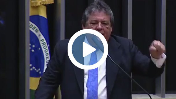 "A frase que eu mais ouvi dos deputados governistas nesta manhã foi: Vocês perderam a votação do impeachment porque são amadores e nós somos profissionais", disse o deputado Sílvio Costa (PTdoB-PE), vice-líder da Minoria, em discurso na Câmara; para o parlamentar pernambucano, os governistas são "profissionais da má-política, são profissionais do fisiologismo, do patrimonialismo e da corrupção"; assista ao discurso acima