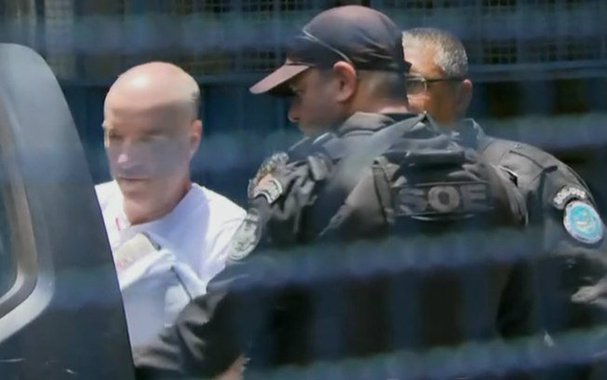 O empresário Eike Batista, dono do grupo EBX, recentemente preso na Lava Jato, ganhou uma biografia, ao ritmo da canção Faroeste Caboclo, da Legião Urbana, que conta sua ascensão e queda; confira