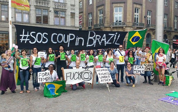 Compareceram no encontro de Amsterdam mais de 20 coletivos de muitos países – Portugal, Espanha, França, Alemanha, Holanda, Itália, Inglaterra, Dinamarca, Suécia, Noruega –, para um balanço sobre a situação política no Brasil, sobre o trabalho realizado por eles nestes anos e para organizar as atividades futuras do conjunto dos coletivos formados nos países europeus