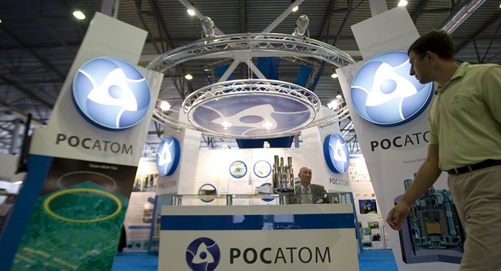 Empresa Uranium One Inc., que integra a estatal Rosatom Uranium One, venceu licitação internacional para o fornecimento em 2017 de 400 toneladas de urânio natural para as Indústrias Nucleares do Brasil (INB), empresa especializada na produção de combustível para usinas nucleares, informou o serviço de imprensa da Uranium One Inc; "Esta é a primeira entrega de produtos de nossa empresa não só ao Brasil, mas também a toda a América do Su", disse o presidente do conselho executivo da Uranium One Inc., Vasily Konstantinov