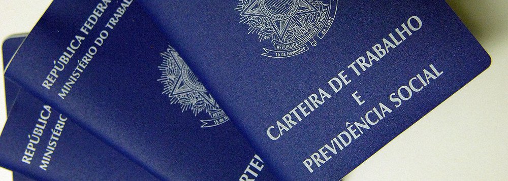 O Programa Mais Empregos é uma das importantes ações do Governo do Maranhão para incentivar o desenvolvimento econômico e combater os efeitos da crise econômica; com o decreto assinado pelo governador Flávio Dino, ainda em 2016, o governo garante crédito de R$ 500 no ICMS a cada novo emprego gerado pelas empresas que aderirem ao programa; benefício fiscal concedido às empresas que estão aderindo ao programa não gera impactos negativos na arrecadação fiscal; de acordo com a Sefaz, a cada R$ 1 investido na geração de empregos em determinados setores, há retorno de quase R$ 4