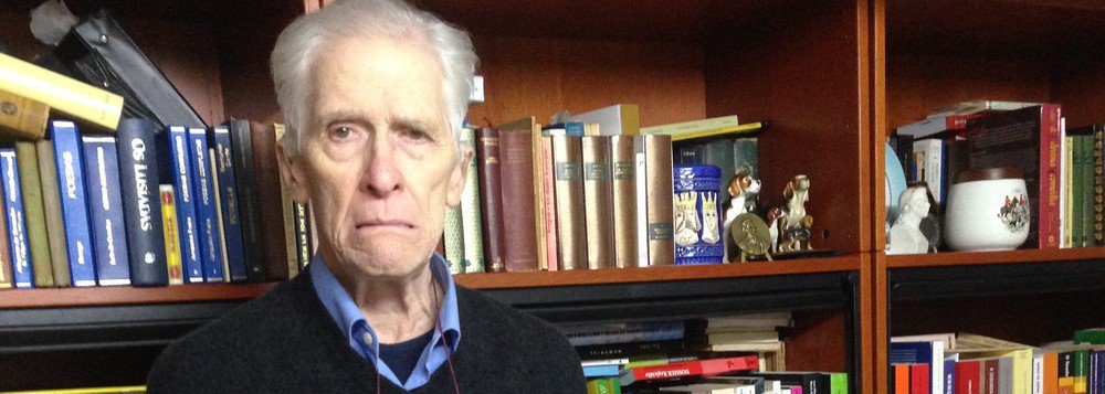 Em seu mais recente livro, A Desordem Mundial, o cientista político Luiz Alberto Moniz Bandeira analisa os impactos das intervenções militares e diplomáticas dos EUA nas últimas décadas para a humanidade; o estudioso faz correlação entre os recentes acontecimentos globais: o impeachment de Dilma Rousseff, a crise das esquerdas na América Latina, e o conflito entre a Rússia e o Ocidente; depois fazer tais correlações, o analista afirma que os EUA "aspiram instituir uma ditadura mundial do capital financeiro"; entrevista foi concedida à Carta Capital