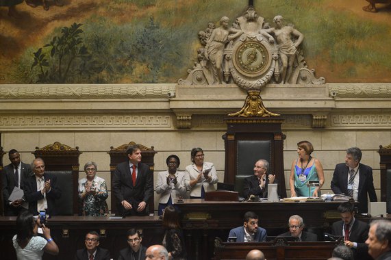 As mulheres ainda não conseguiram o espaço que almejam na política carioca; dos 51 vereadores eleitos para o mandato de 2017 a 2020, apenas sete mulheres conseguiram uma cadeira na Casa; entre os eleitos, apenas 18 estão no primeiro mandato, como é o caso da vereadora Marielle Franco, do PSOL, que ao tomar posse no primeiro dia de 2017 alertou para a importância de se garantir cada vez mais representatividade das mulheres na Câmara