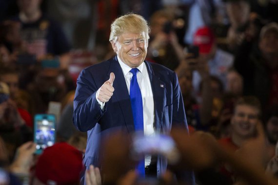 "Não vamos derrubar regimes e governos. Lembram-se de 6 trilhões de dólares no Oriente Médio? Nosso objetivo é a estabilidade, não o caos. Porque queremos revitalizar nosso país — já era tempo disso!", afirmou Trump ao discursar no estado de Ohio durante o seu primeiro comício após a vitória nas presidenciais em 8 de novembro